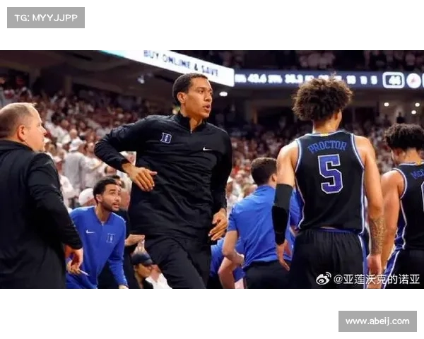 从场上到场边:杜德利与雷迪克的兄弟情,以及前球员的教练之路 从场上到场边:杜德利与雷迪克的兄弟情,以及前球员的教练之路